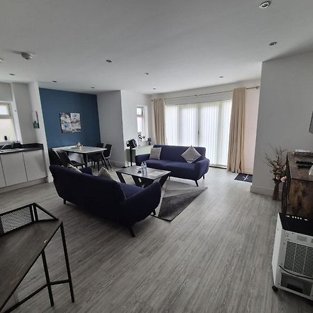 Luxury 2Bedroom - 2Bath - Prime Location - Patio Harrow on the Hill Экстерьер фото