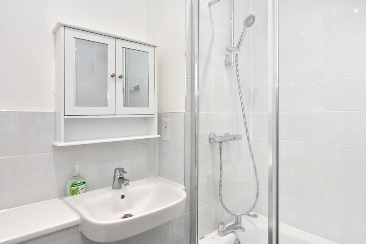 Luxury 2Bedroom - 2Bath - Prime Location - Patio Harrow on the Hill Экстерьер фото