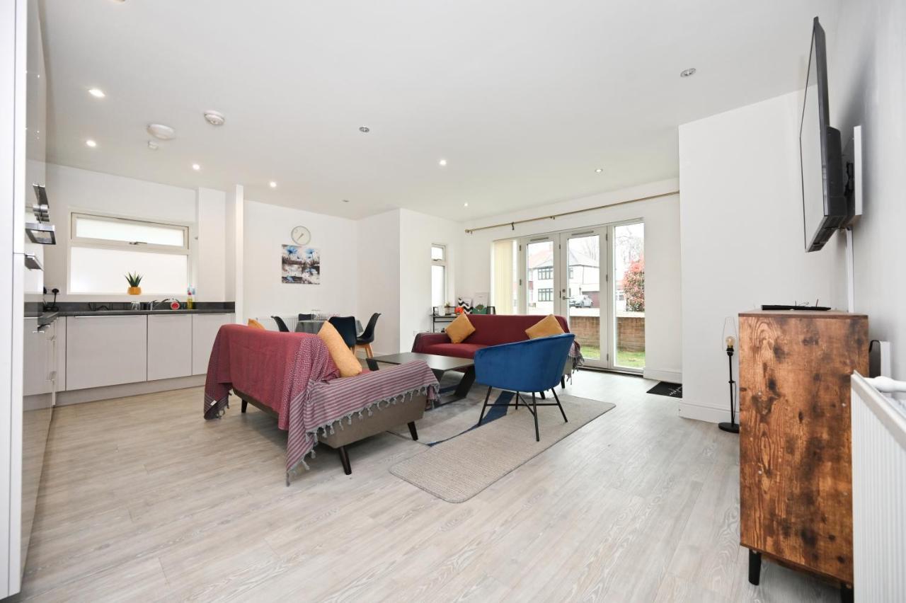 Luxury 2Bedroom - 2Bath - Prime Location - Patio Harrow on the Hill Экстерьер фото